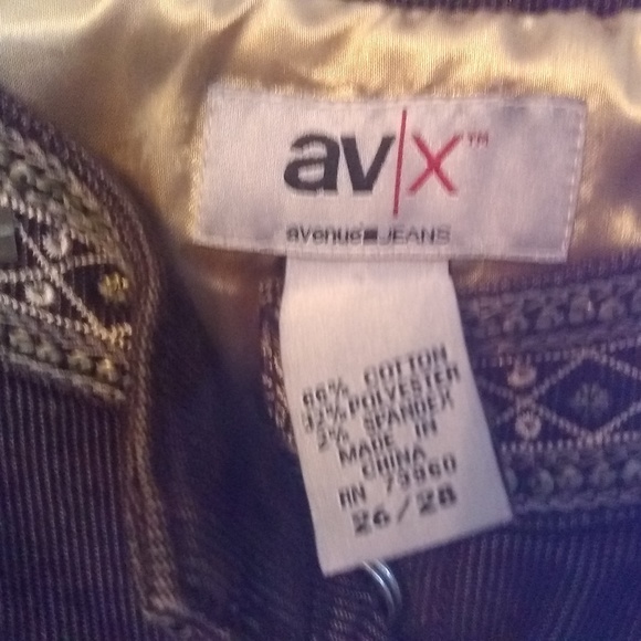 EUC Avenue Jeans Embroidered Brown Corduroy Jacket size 3X - Picture 4 of 6